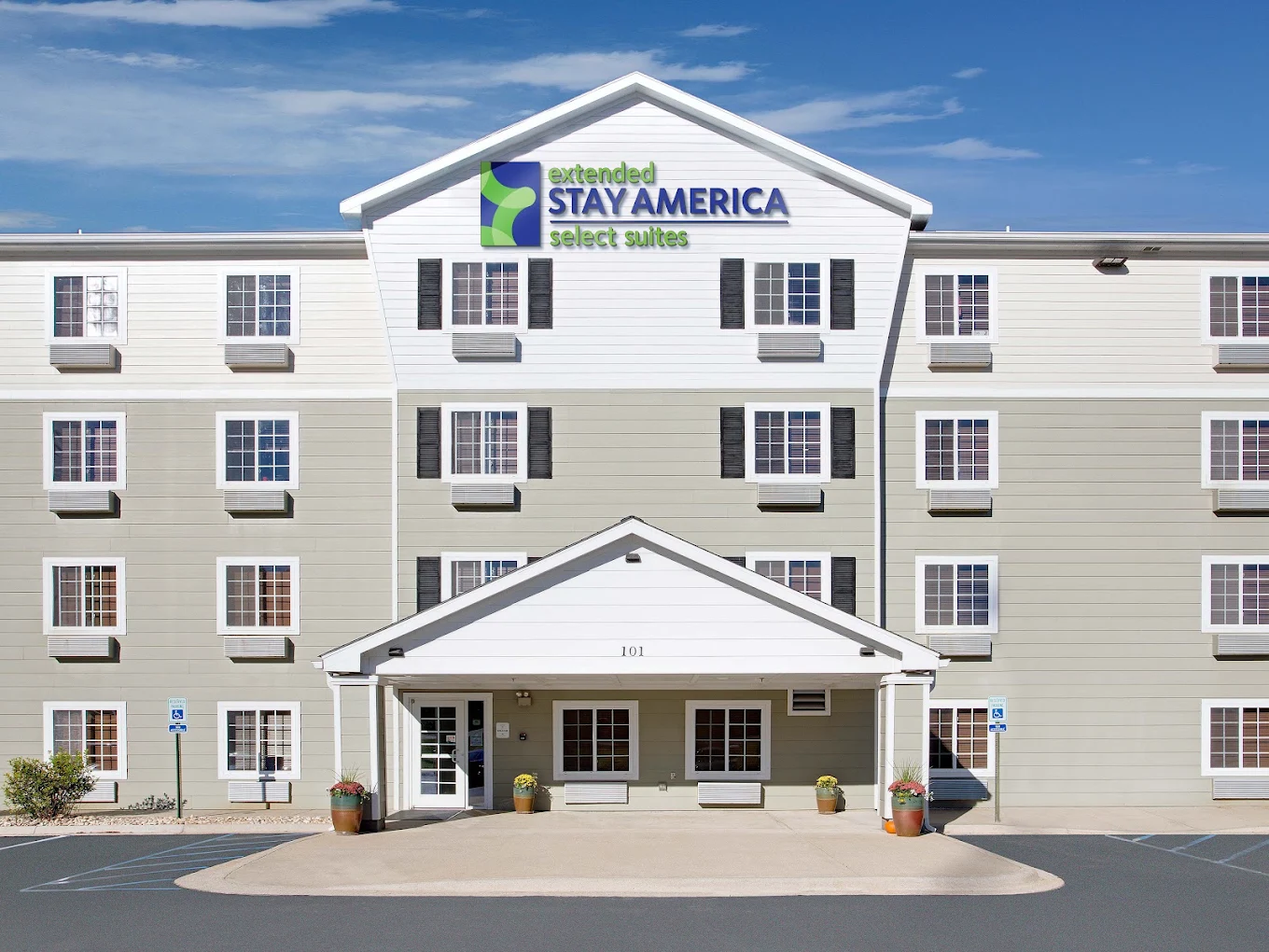 Extended Stay America Select Suites Cleveland Avon